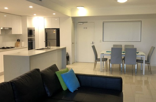 Hurstville Apartamento | Four bedrooms Apartment