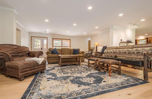 Thayerville Casa | Four Cubs Cabin