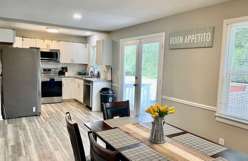 Greensboro Casa | Four Farms · Specious 3 bedroom home with vibrant outdoor