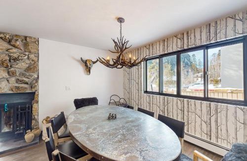 Vail Casa | Four Girls Vail