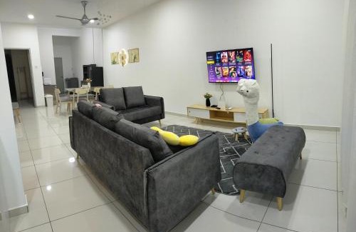 Tebrau Casa | Four Leaf Clover Residence @ Crest Mount Austin JB