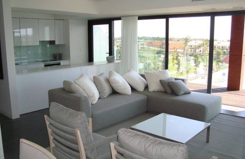 Carvalhal Hotel | Four Modern 2BR Apts by Marina w/ River Views & Free Parking, Near Golf Academy