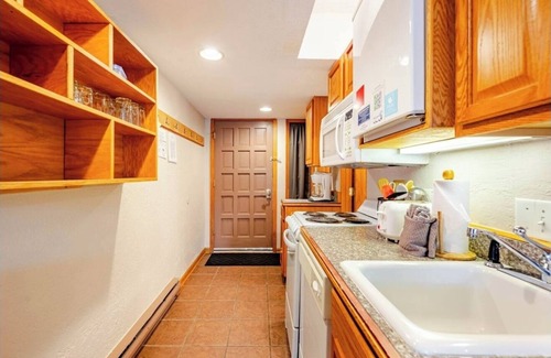 Four O'Clock Apartamento | Four O'clock Lodge B05