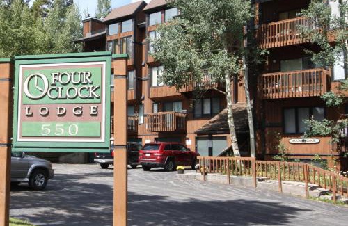 Crown Casa | Four O'clock Lodge B05