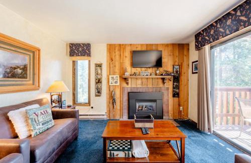 Crown Casa | Four O'clock Lodge B14