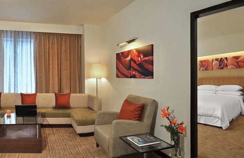 Clover Park Hotel | Four Points by Sheraton Hotel & Serviced Apartments, Pune