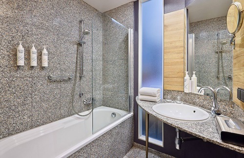 Tiefenbroich Hotel | FOUR Ratingen Dusseldorf Airport