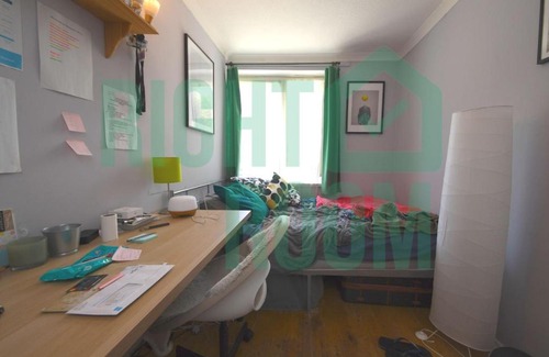 Somers Town Casa | Four Rooms to Rent in Prime Camden - One Week Minimum Stay