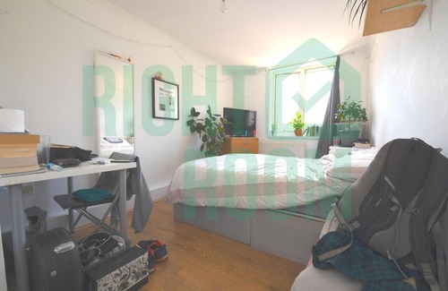 Somers Town Casa | Four Rooms to Rent in Prime Camden - One Week Minimum Stay