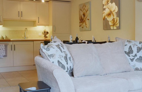 Wookey Hole Casa | Four School House