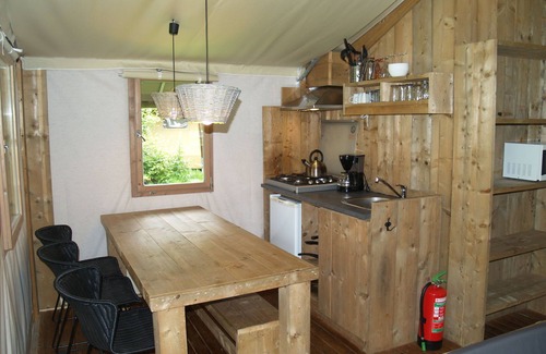 Ruinen Casa | Four Season Lodge 6 by Interhome