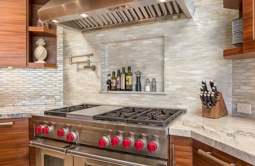 Kaupulehu Casa | Four Seasons Amenities, Concierge, Privacy, Pod-Style Living, Golf Carts, Golf Course & Ocean Views