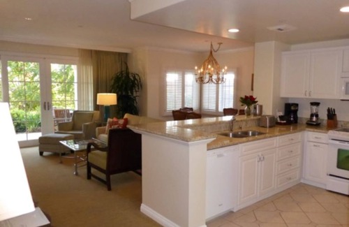 Aviara Complejo | Four Seasons Aviara One Bedroom February 11 - 18, 2023 $2,100