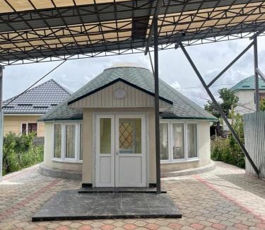Karakol Casa | Four Seasons Guest House