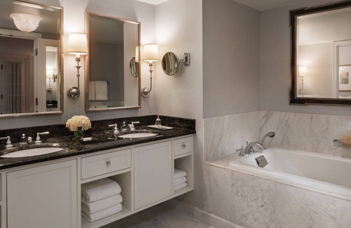 Downtown Boston Hotel | Four Seasons Hotel Boston