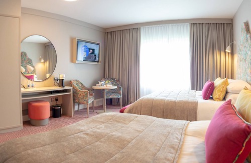 Carlingford Hotel | Four Seasons Hotel Carlingford