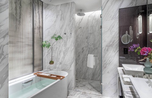 Downtown Hangzhou Hotel | Four Seasons Hotel Hangzhou At Hangzhou Centre