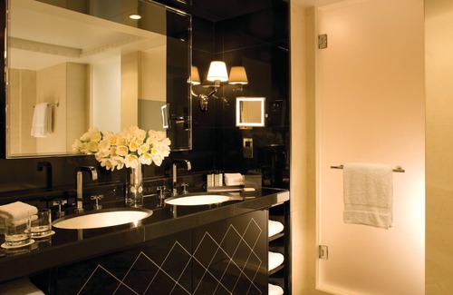 Mayfair Hotel | Four Seasons Hotel London at Park Lane