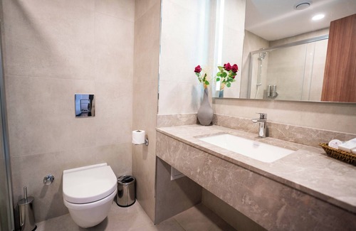 Talimhane Hotel | Lion Hotel