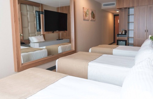 Talimhane Hotel | Lion Hotel