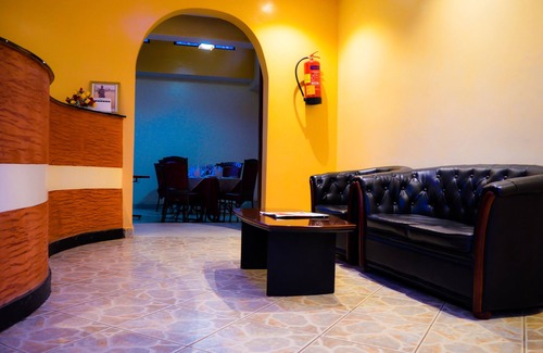 Parklands Casa | Fourth Parklands Guest House & Conference