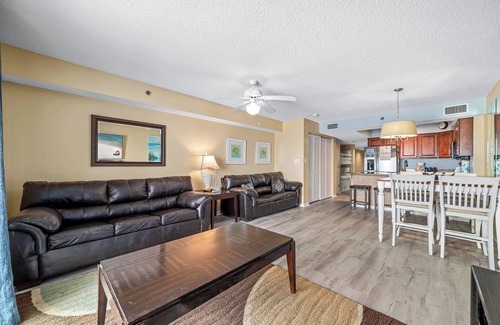 Orange Beach Condominio | Fourwinds 403- Great for Family, Relax on the Balcony!