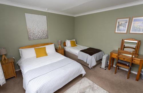 March Cama Y Desayuno | Fourwinds B&B