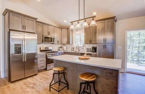 Florissant Casa | Fox Den - Modern Mountain Home