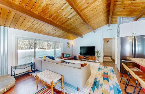 Blue River Casa | Fox Den
