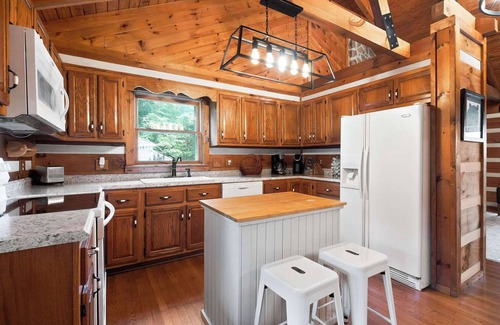 Baxter Casa | Fox Hill Cabin - Retreat at Center Hill Lake