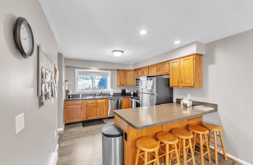 North Creek Casa | Fox Lair 29l - Cozy End Unit With Mountain Views 2 Bedroom Townhouse by The Summit at Gore Mountain