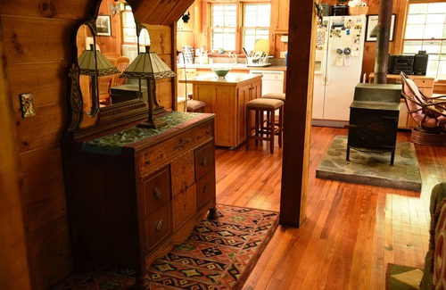 Meadows Of Dan Cabina | Fox Trot Cabin ubicado a 1 milla de la carretera Blue Ridge Parkway, marcador 174