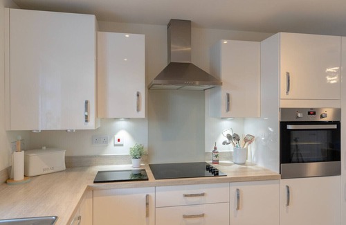 Longridge Casa | Foxglove Haven | 3-Bed Detached | Large Garden |Drive
