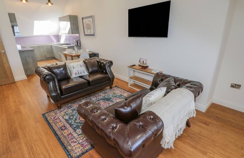 West Cliff Cabaña | Foxton Penthouse