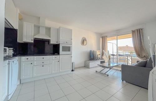 Frejus Port Apartamento | Fréjus 2 pièces avec Terrasse, proche des Plages