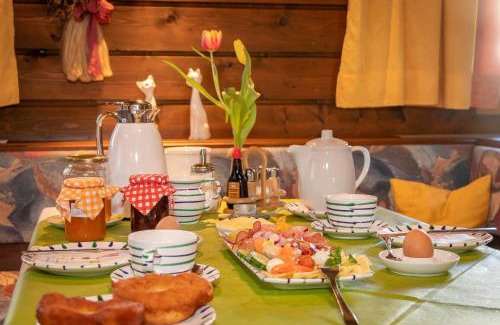 Woerth Casa | Frühstücks- Pension Sonnblickhof inklusive SommerCard