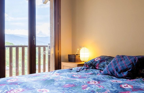 Angoustrine Casa | Family friendly in a Quaint Village + Lovely Views