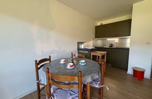 Autrans-Meaudre-en-Vercors Apartamento | Estudio renovado con balcón, cerca del centro y pistas de esquí, para 4 personas
