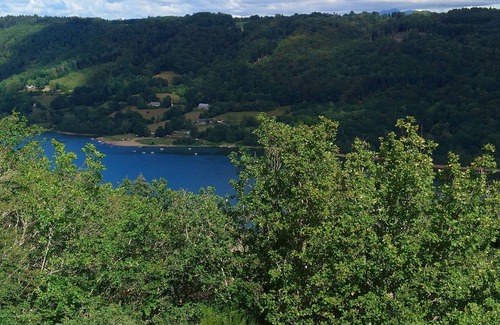 Champs-sur-Tarentaine-Marchal Casa | Bienvenue au gîte du lavoir à proximité des lacs , rivières et montagnes