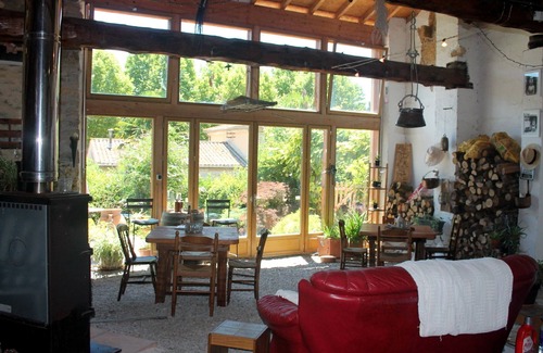 Escueillens-et-Saint-Just-de-Belengard Casa | Les Gîtes Jumeaux con jardines tranquilos y granero acogedor en un pueblo rural