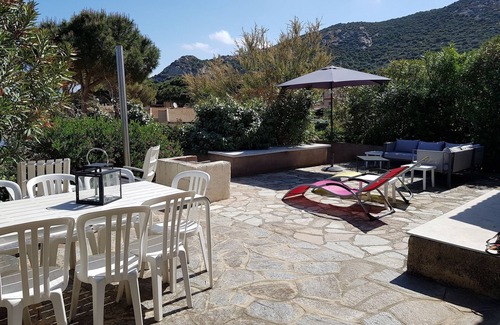 Marine de Saint Ambroggio Casa | ¡Mini villa con aire acondicionado en el agua en un sitio excepcional!