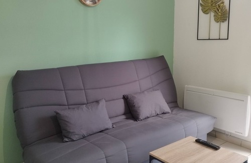 Saint-Geniez-d'Olt Apartamento | Apartment in a 3*** tourist residence with swimming pool