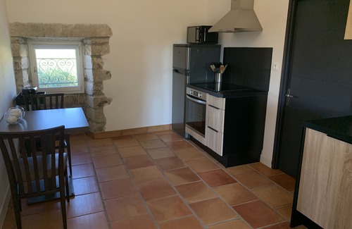 Saint-Jean-de-Maruejols-et-Avejan Cabaña | LE NEFLIER Mas des Trois Citernes - Casa rural para 4 personas