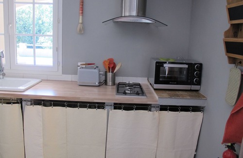 Saint-Maximin-la-Sainte-Baume Apartamento | Charming rental with private pool for 7 people in St Maximin