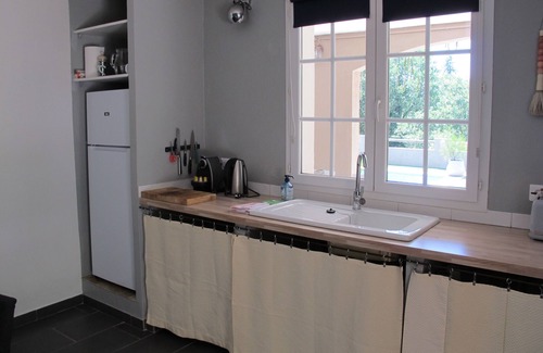Saint-Maximin-la-Sainte-Baume Apartamento | Charming rental with private pool for 7 people in St Maximin