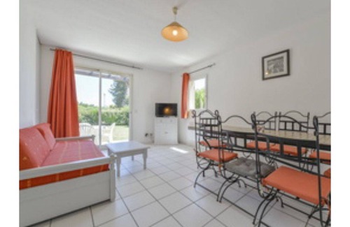 Saint-Saturnin-les-Avignon Apartamento | 90 m² Apartamento ∙ 3 habitaciones ∙ 8 huéspedes