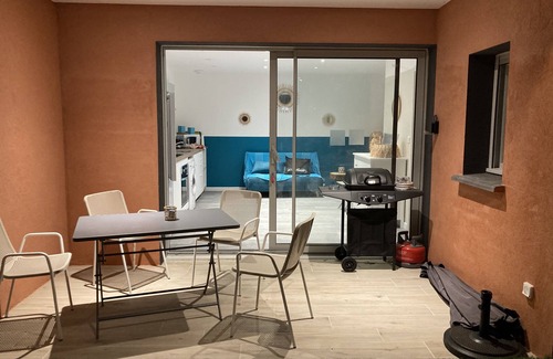 Sainte-Lucie-de-Porto-Vecchio Casa | Villa"crocus", Agréable et Jolie Villa, 2 Pers. à 300m de la Plage Pinarello
