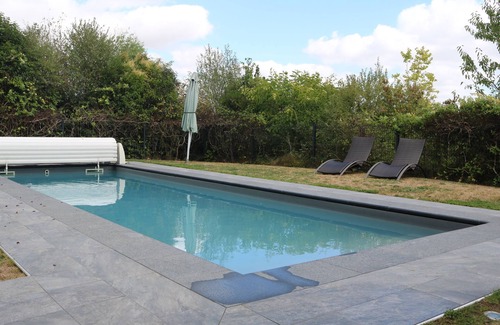 Sainte-Marguerite-de-Carrouges Casa | Green cottage