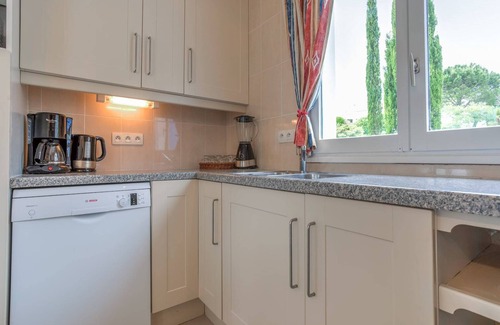 Pouzols-Minervois Villa | Villa en Pouzols con piscina y viñedos