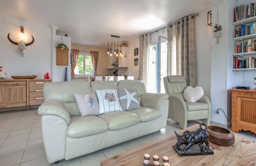Pouzols-Minervois Villa | Villa en Pouzols con piscina y viñedos